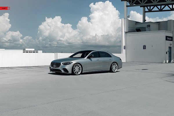 Фото дисков Anrky AN18 Глянцевый лак на Mercedes-Benz S-Class (W223)