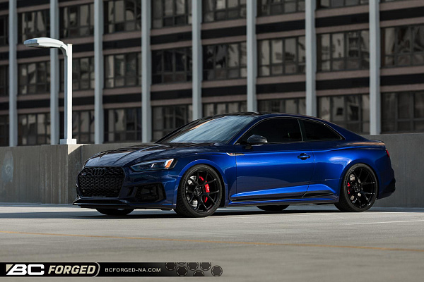 Фото дисков BC Forged RZ05 Черный глянец на Audi A/S/RS 5 (F5)