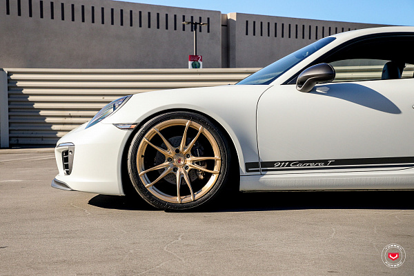 Фото дисков Vossen S17-06 Глянцевая шампань на Porsche 911 VII