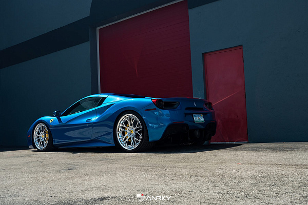 Фото дисков Anrky RS2.3 Полированный лак на Ferrari 488
