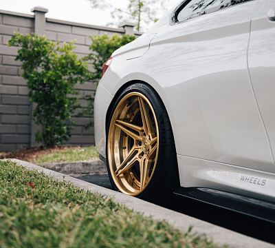 Фото дисков Strasse Wheels SV2T Deep Concave FS на BMW 4/M4 (F32/F82)