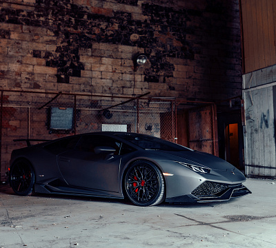 Фото дисков Strasse Wheels SV10M Deep Concave FS на Lamborghini Huracan