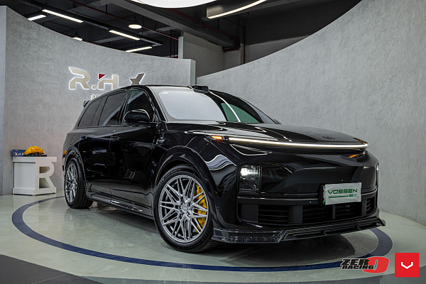 Фото дисков Vossen HF-7 Серебро на LiXiang L6/L7/L8/L9