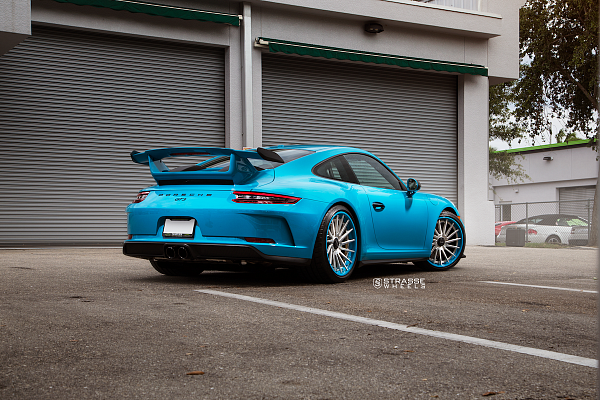 Фото дисков Strasse Wheels SV15T Deep Concave FS Другой цвет на Porsche 911 VII