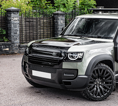 Фото дисков Kahn Kahn RS на Land Rover Defender II