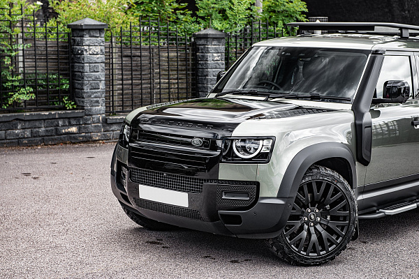 Фото дисков Kahn Kahn RS Черный сатин на Land Rover Defender II