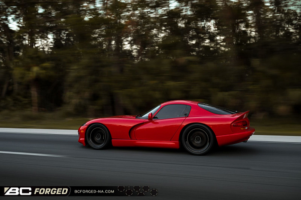Фото дисков BC Forged LE72 // MLE72 Черный матовый на Dodge Viper
