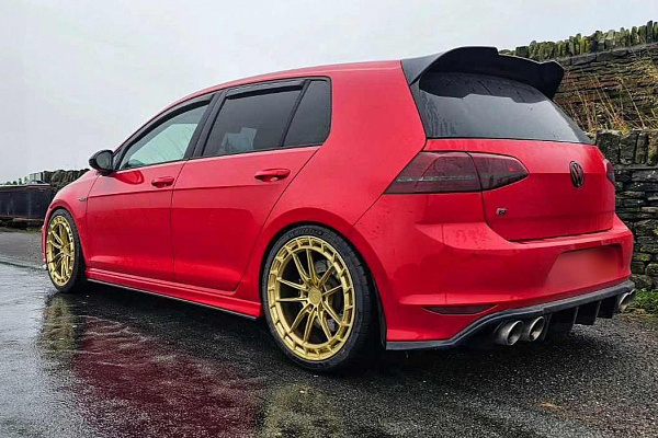Volkswagen Golf R VII