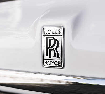 Фото дисков Strasse Wheels SV20M Deep Concave Duoblock RR на Rolls-Royce Cullinan