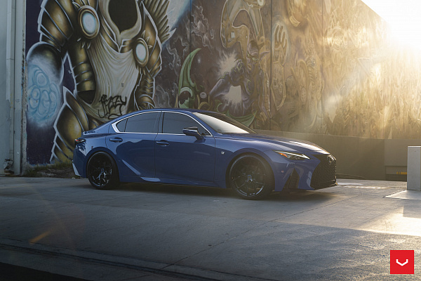 Фото дисков Vossen HF-5 Черный глянец на Lexus IS III
