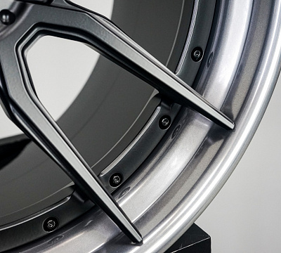 Strasse Wheels SV5 Deep Concave FS