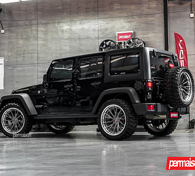 Фото дисков Vossen M-X4T (3-Piece) на Jeep Wrangler III (JK)