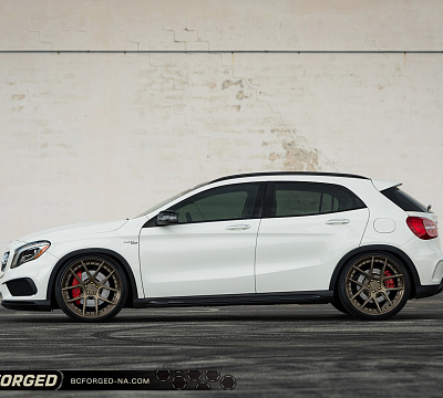 Фото дисков BC Forged HCA381 на Mercedes-Benz GLA (X156)