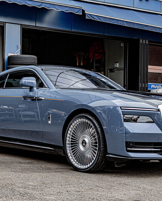 Фото дисков S17-16 Глянцевый лак на Rolls-Royce Spectre