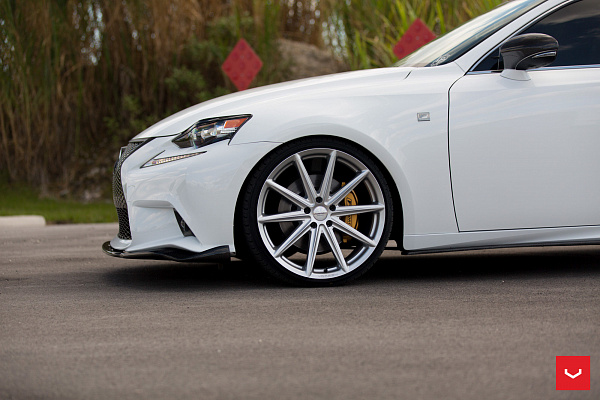 Фото дисков Vossen VFS-10 Серебро на Lexus IS II