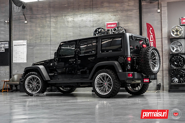 Фото дисков Vossen M-X4T (3-Piece) Глянцевый темный лак на Jeep Wrangler III (JK)