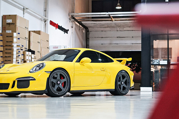 Фото дисков HRE 305 Сатиновый графит на Porsche 911 VII