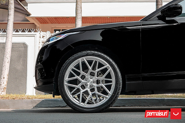 Фото дисков Vossen UV-1 Глянцевый лак на Land Rover Range Rover Velar
