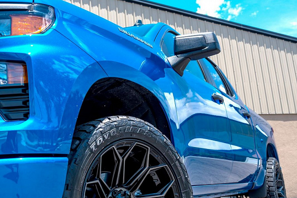 Фото дисков 4PLAY 4P83 Черный глянец на Chevrolet Silverado IV