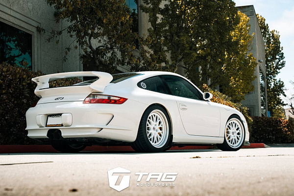 Фото дисков HRE 520 Глянцевый лак на Porsche 911 VI