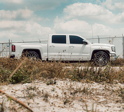 Фото дисков Vossen HF6-3 на GMC Sierra III