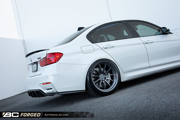 Фото дисков BC Forged TD01 Глянцевый графит на BMW 3/M3 (F3x/F80)