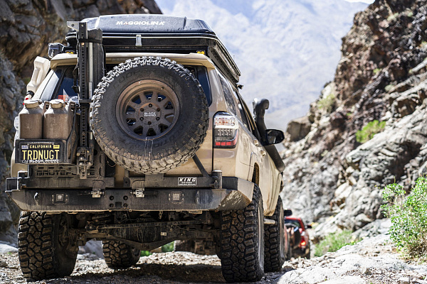Фото дисков Black Rhino STADIUM  на Toyota 4Runner V