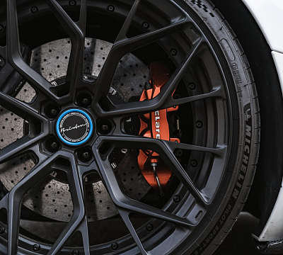 Фото дисков Brixton Forged PF10 на McLaren 720S