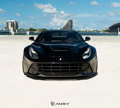 Фото дисков Anrky AN12 на Ferrari F12