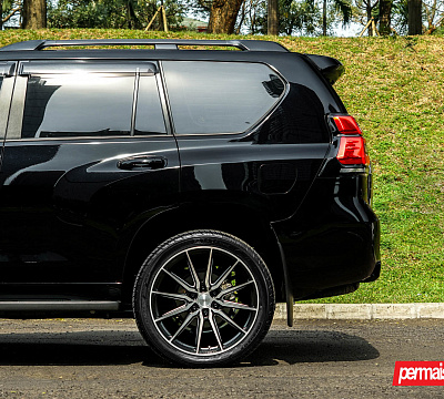 Фото дисков Vossen HF6-1 на Toyota Land Cruiser Prado 150