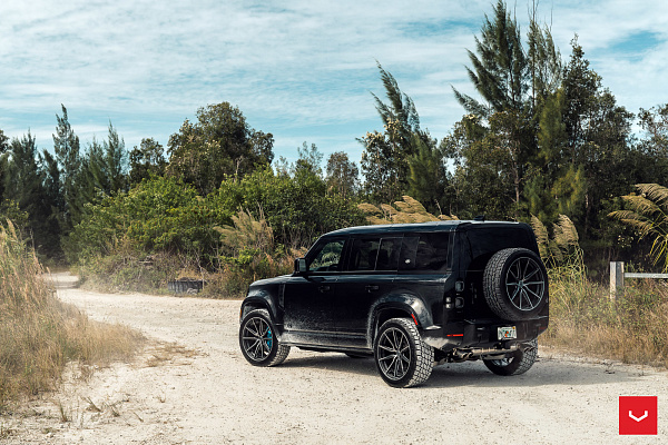 Фото дисков Vossen HF-3 Алмазная проточка на Land Rover Defender II