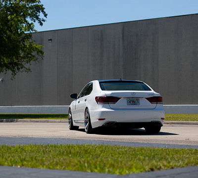 Фото дисков Vossen CG-207 на Lexus LS IV