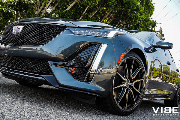 Фото дисков Vossen HF-3 Алмазная проточка на Cadillac CT5