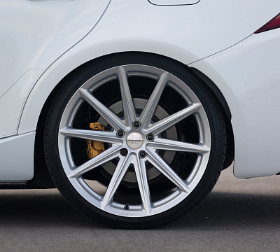Фото дисков Vossen VFS-10 на Lexus IS II