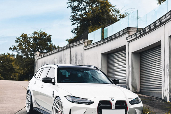 Фото дисков Brixton Forged FDE03 Белый глянец на BMW 3/M3 (G2x/G80)