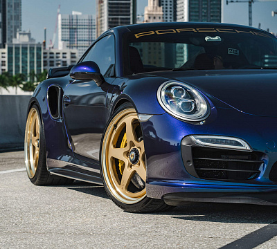 Фото дисков HRE 527 на Porsche 911 VII