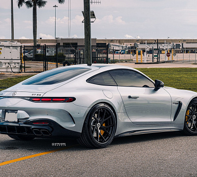 Фото дисков Strasse Wheels SM5RT Deep Concave FS на Mercedes-Benz AMG GT II