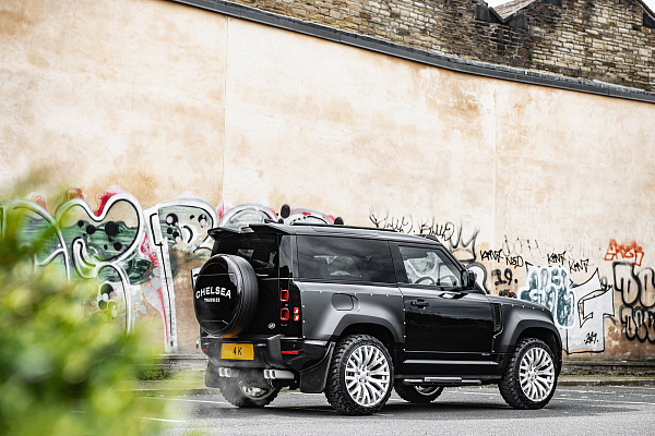 Фото дисков Kahn Kahn RS Серебро на Land Rover Defender II