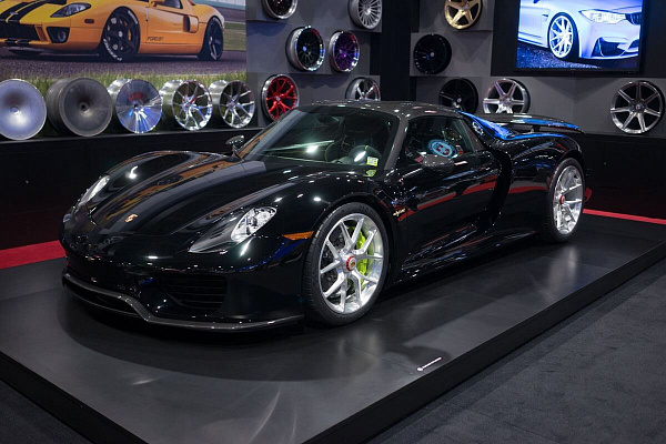 Фото дисков HRE P101 Глянцевый лак на Porsche 918 Spyder