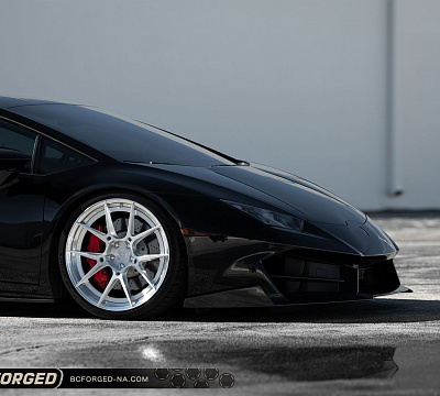 Фото дисков BC Forged HCA165 на Lamborghini Huracan