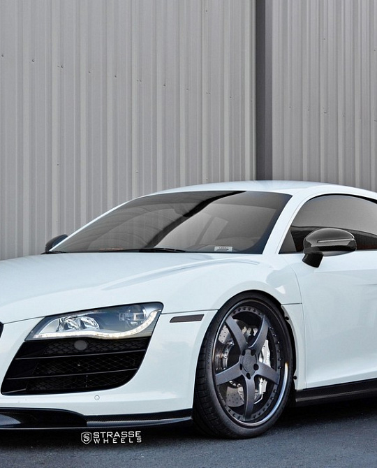 Фото дисков S5 Signature Черный сатин на Audi R8 (Typ 42)