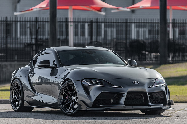 Фото дисков Anrky S1-X2 Глянцевый темный лак на Toyota Supra A90