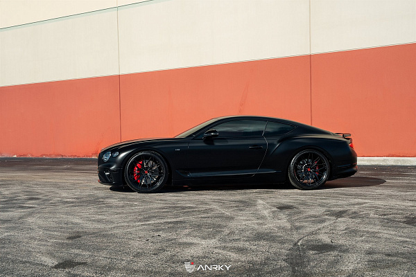 Фото дисков Anrky S1-X1 Черный глянец на Bentley Continental GT III