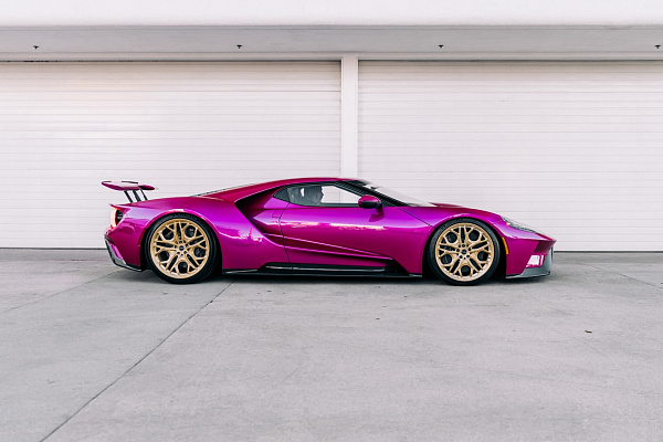 Фото дисков Brixton Forged PF14 R / RS Глянцевая шампань на Ford GT II