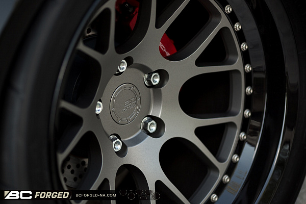 Фото дисков BC Forged LE72 // MLE72 Матовый графит на Porsche Cayman I