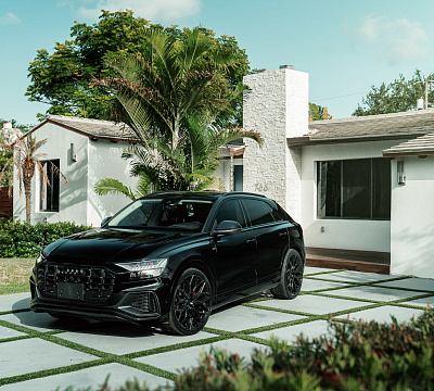 Фото дисков Vossen HF-2 на Audi Q8