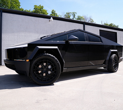 Фото дисков Vossen HFX-1 (6-Lug) на Tesla Cybertruck