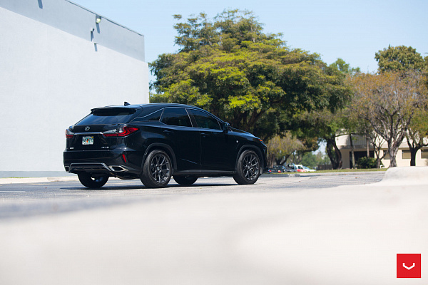 Фото дисков Vossen VFS-6 Глянцевый графит на Lexus RX IV