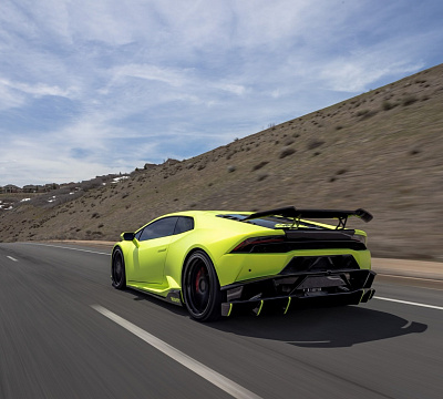 Фото дисков Strasse Wheels SV10T Deep Concave FS на Lamborghini Huracan