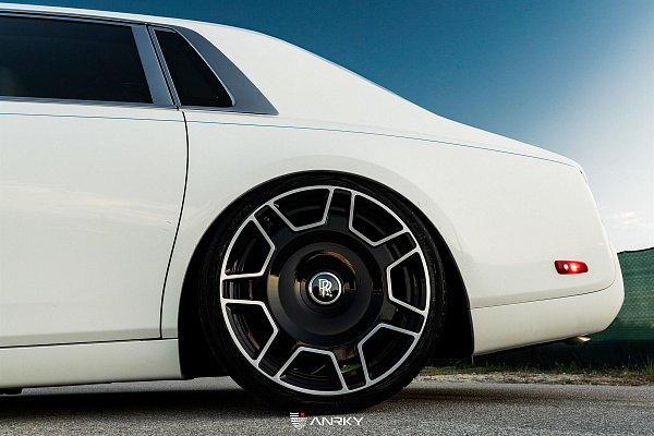 Фото дисков Anrky RF-277 Алмазная проточка на Rolls-Royce Phantom